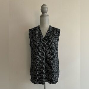 Jones New York Sleeveless Size Small Polkadot Women’s Shirt